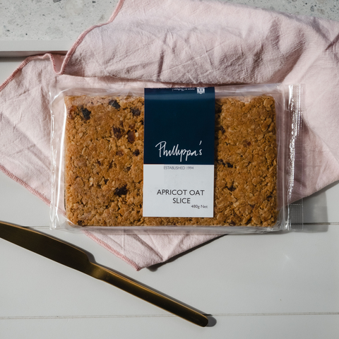 Apricot, Vanilla & Oat Slice 360g
