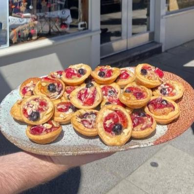 Fruit Frangipane Tartlet (Armadale Only)