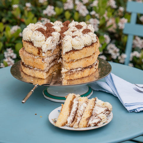 Tiramisu Cake