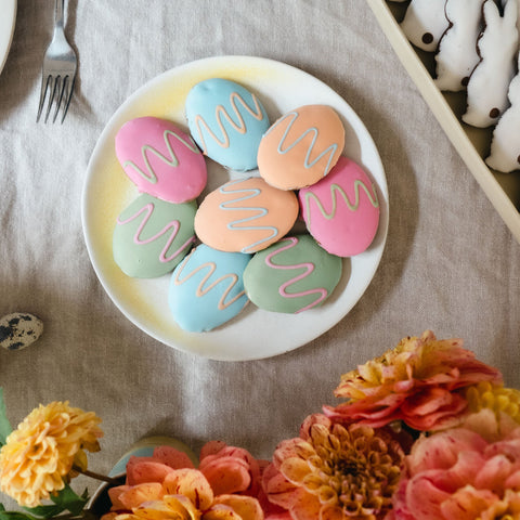 Gingerbread Eggs with coloured icing