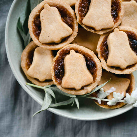 SPECIAL EDITION Apricot Cardamom Mince Pies (1/2 dozen)